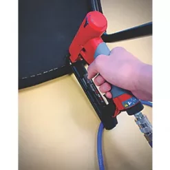 Senco SFT10XP-C 16mm Fine Wire Air Stapler 5 Senco SFT10XP-C 16mm Fine Wire Air Stapler -Collated Nails Shop 553XK A2