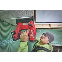 Milwaukee M18FNCS18GS-0X 9.5mm 18V Li-Ion RedLithium Brushless First Fix Cordless Nail Gun - Bare -Collated Nails Shop 612XH A4