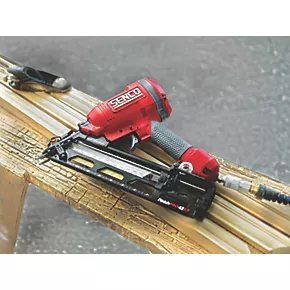 Senco FINISHPRO42XP 65mm Second Fix Air Nail Gun 2 Senco FINISHPRO42XP 65mm Second Fix Air Nail Gun - Image 2